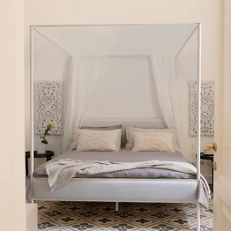 Balmes 18 Apartment *