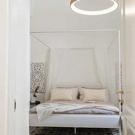 Balmes 18 Apartment Lecce